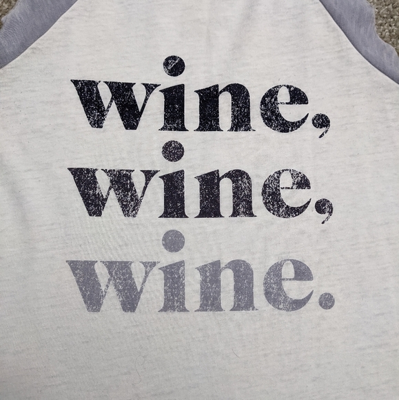 (2/$25) Grayson Threads lightweight cotton blend crewneck humour tank - Picture 2 of 11